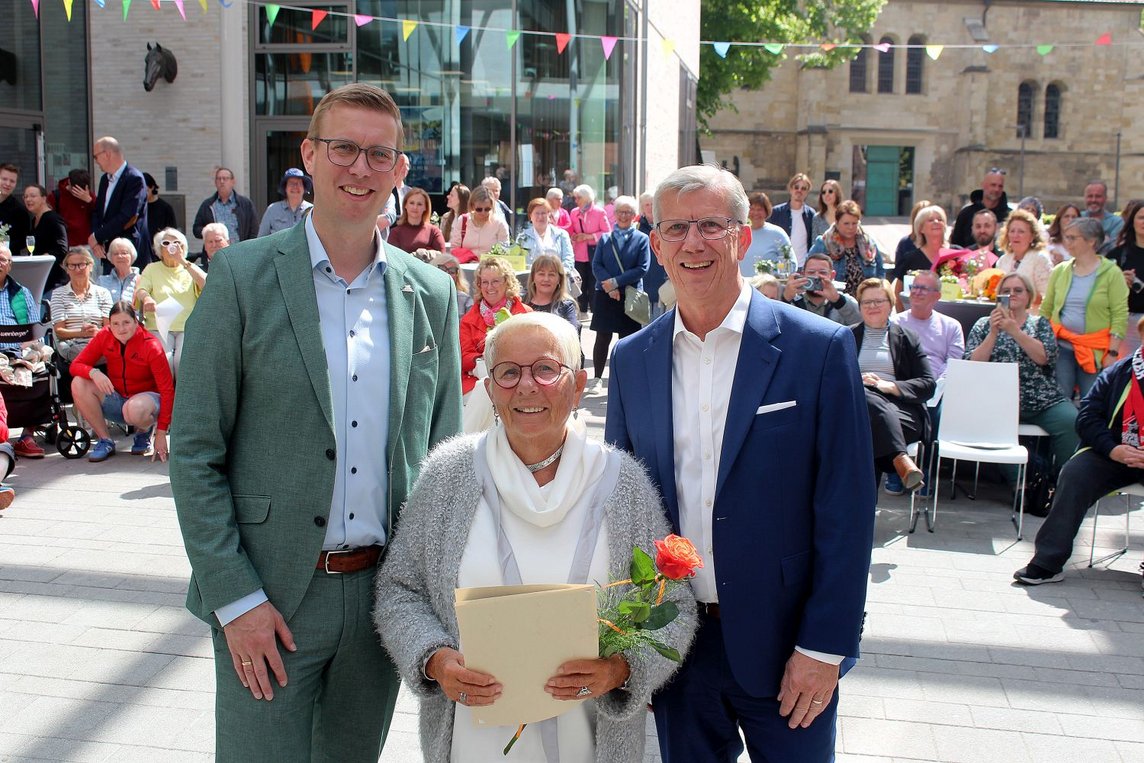 Dieses Foto zeigt Carsten Hövekamp, Christel König und Norbert Hypki 